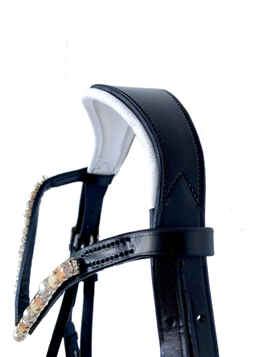 Black Leather Hanoverian Bridle - White Padding – Horsebizaustralia